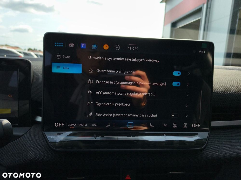 Volkswagen T-Roc 1.5 eTSI Style DSG - 21