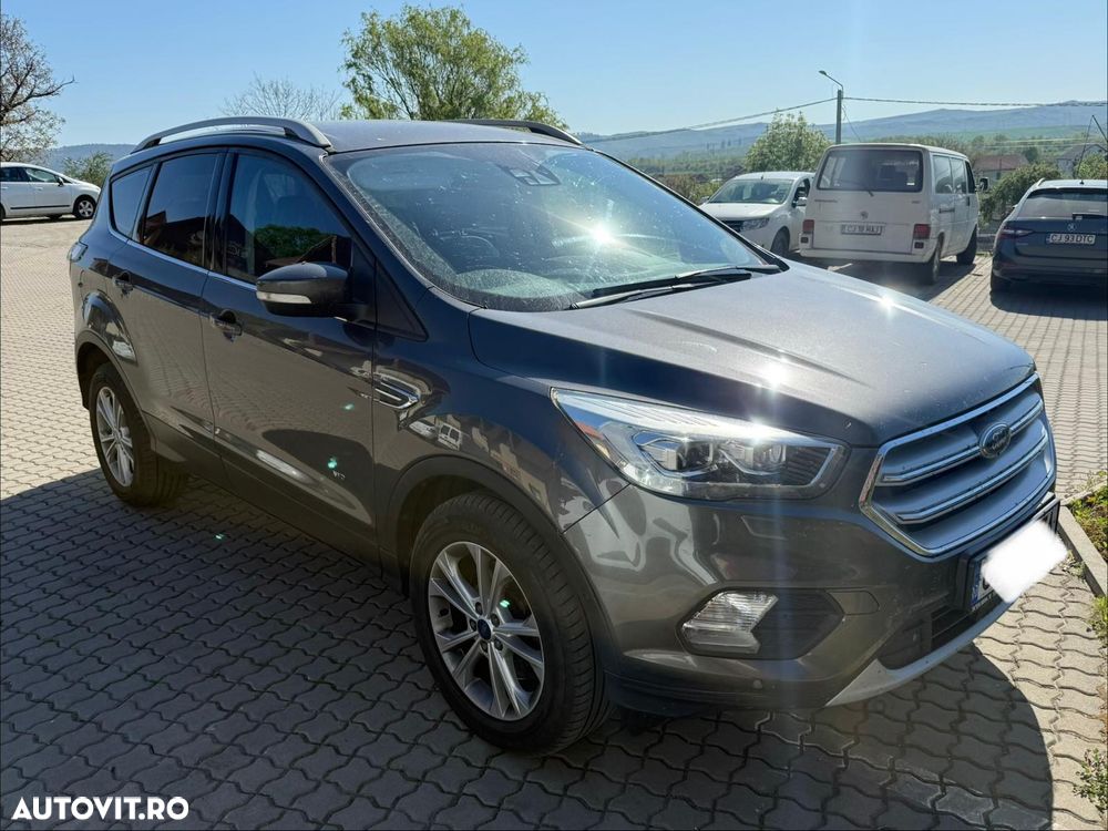 Ford Kuga 2.0 TDCi 4WD Powershift Titanium - 5