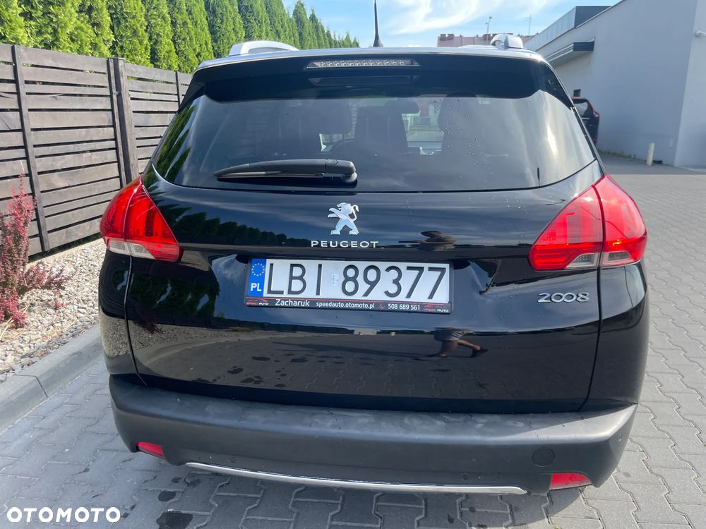 Peugeot 2008 1.2 Pure Tech Style EU6 - 14