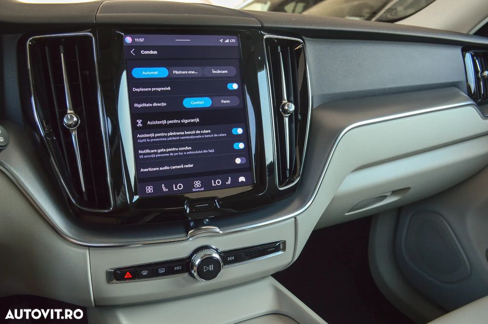Volvo XC 60 T6 AWD Ultra Black Edition - 9
