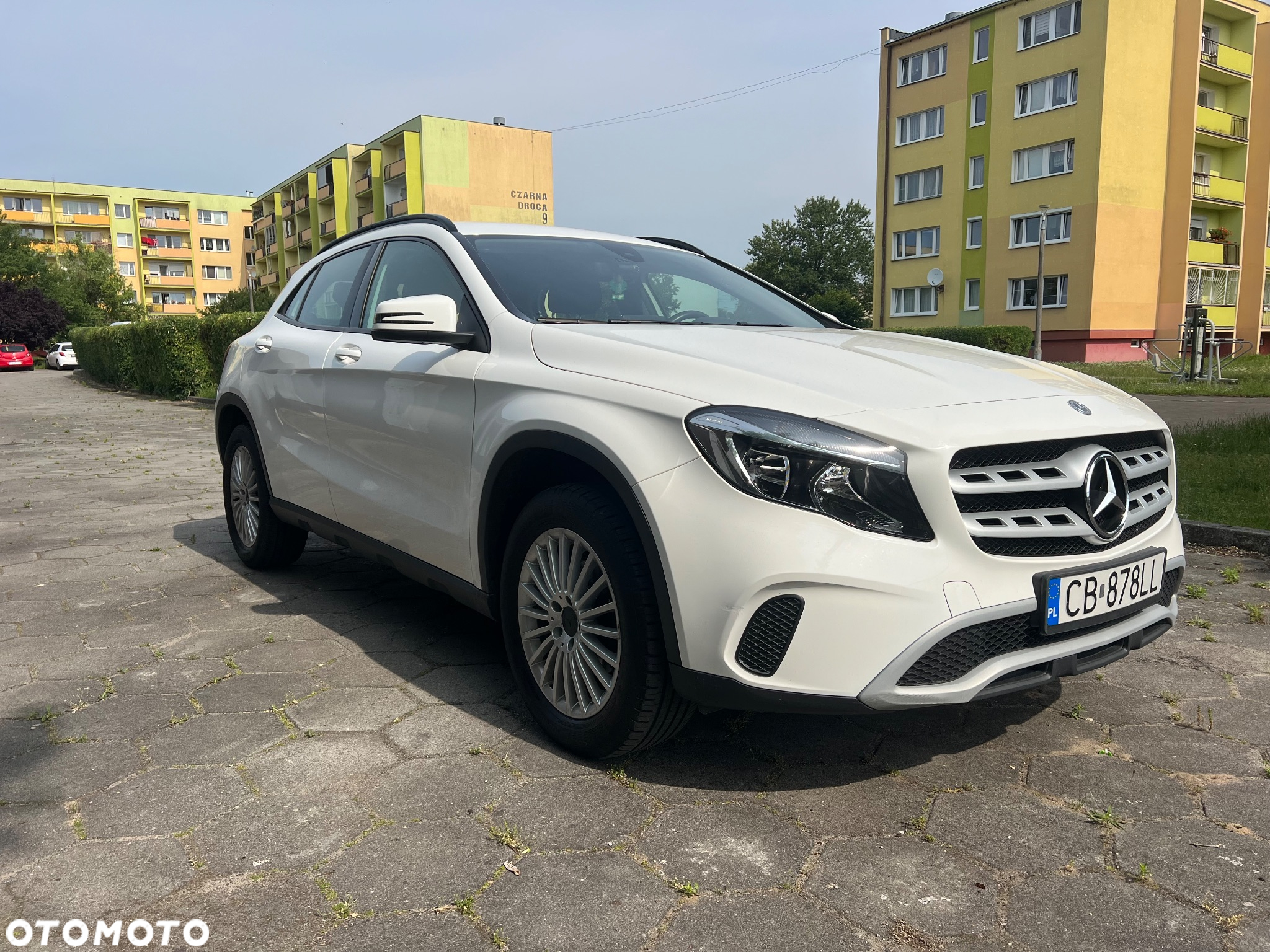Mercedes-Benz GLA 200 d 4-Matic - 3