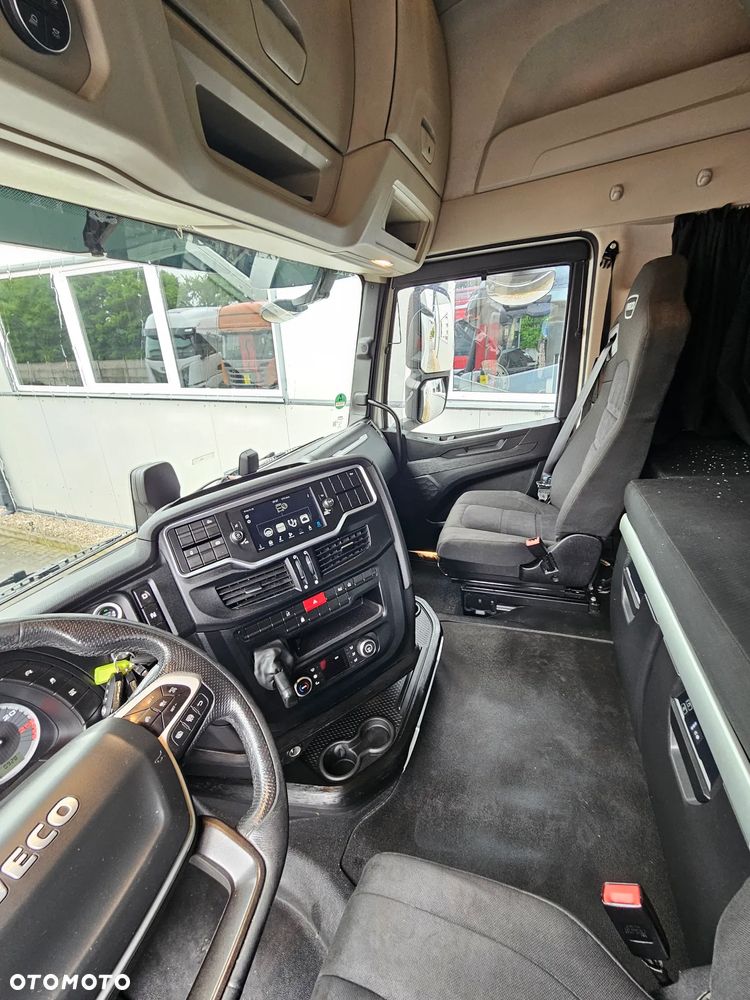 Iveco S-WAY 460KM - 10