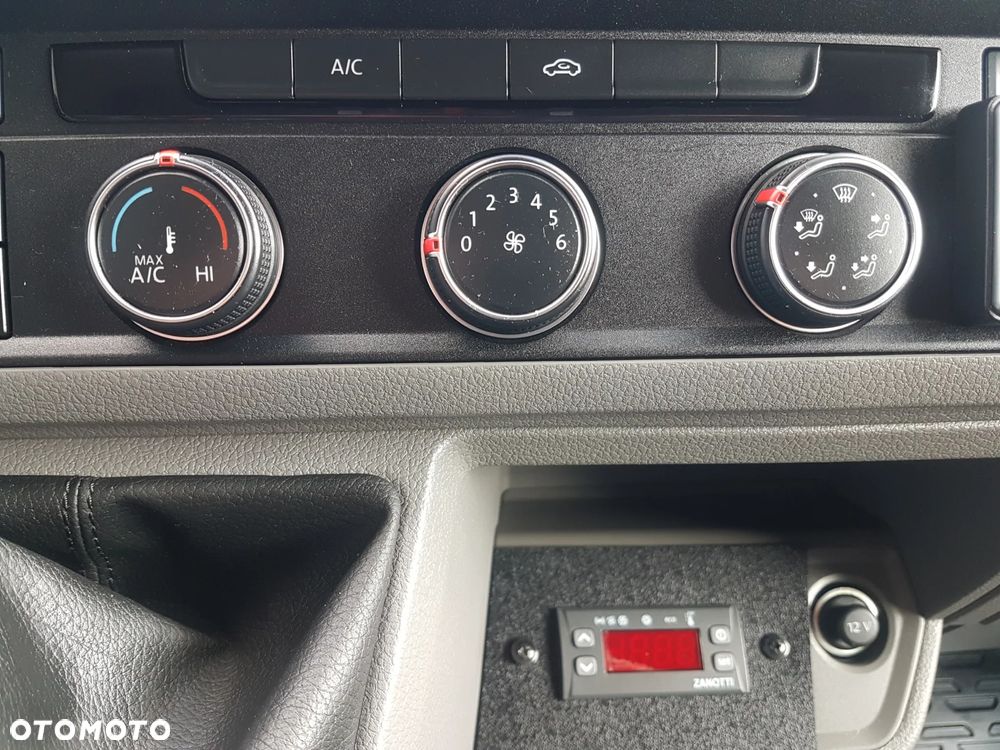 Volkswagen CRAFTER CHŁODNIA MROŹNIA AGREGAT IZOTERMA GRZANIE DŁUGI WYSOKI KLIMA TEMPOMAT - 38