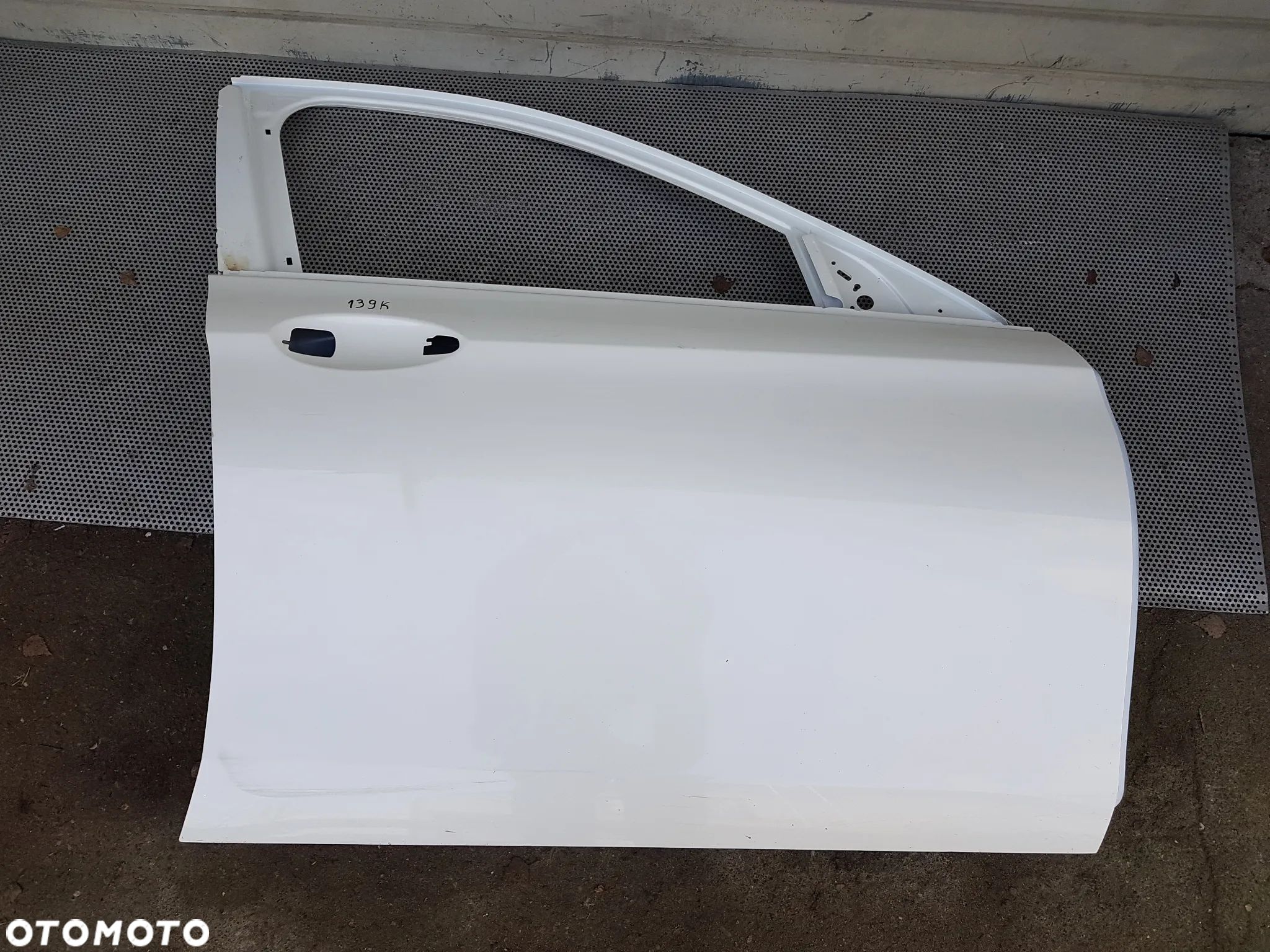 Mercedes W213 E Sedan Drzwi Prawe Prawy Przód Przednie - 1