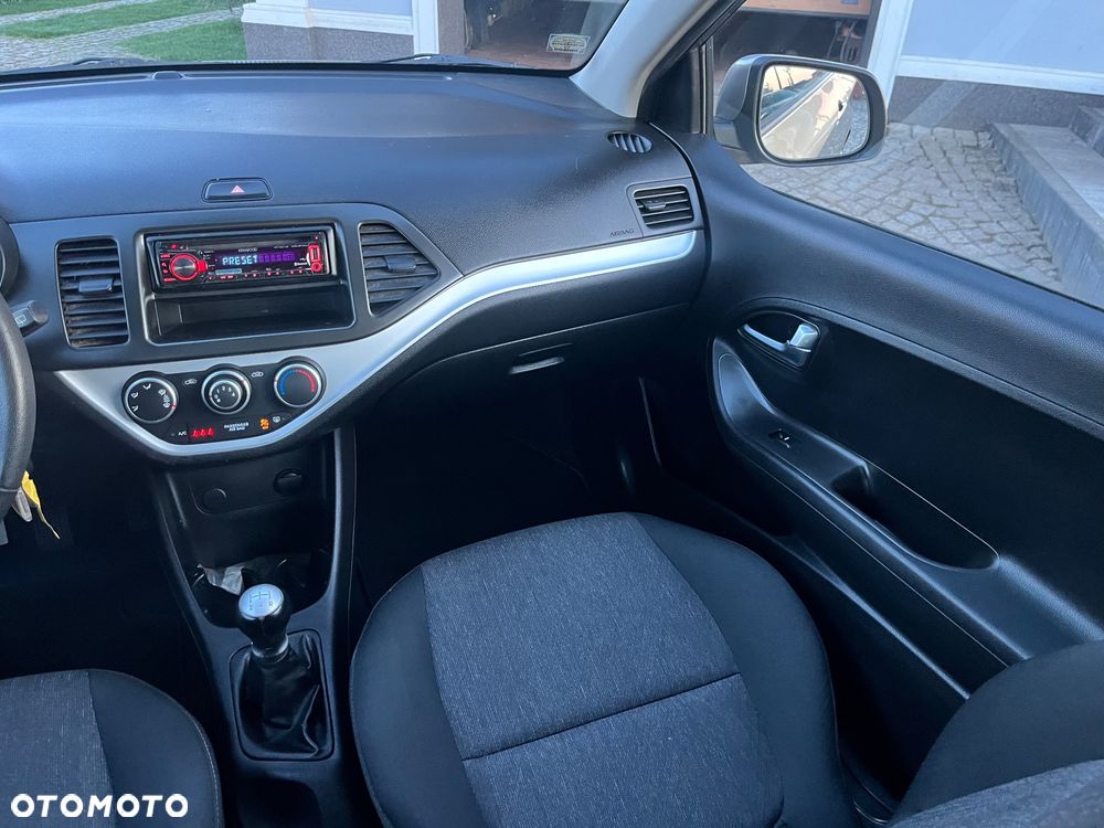 Kia Picanto 1.0 L - 33