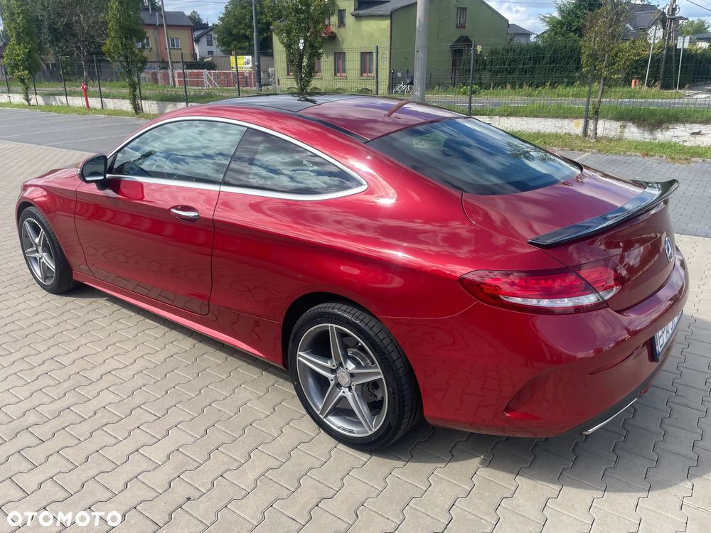 Mercedes-Benz Klasa C 300 7G-TRONIC AMG Line - 3