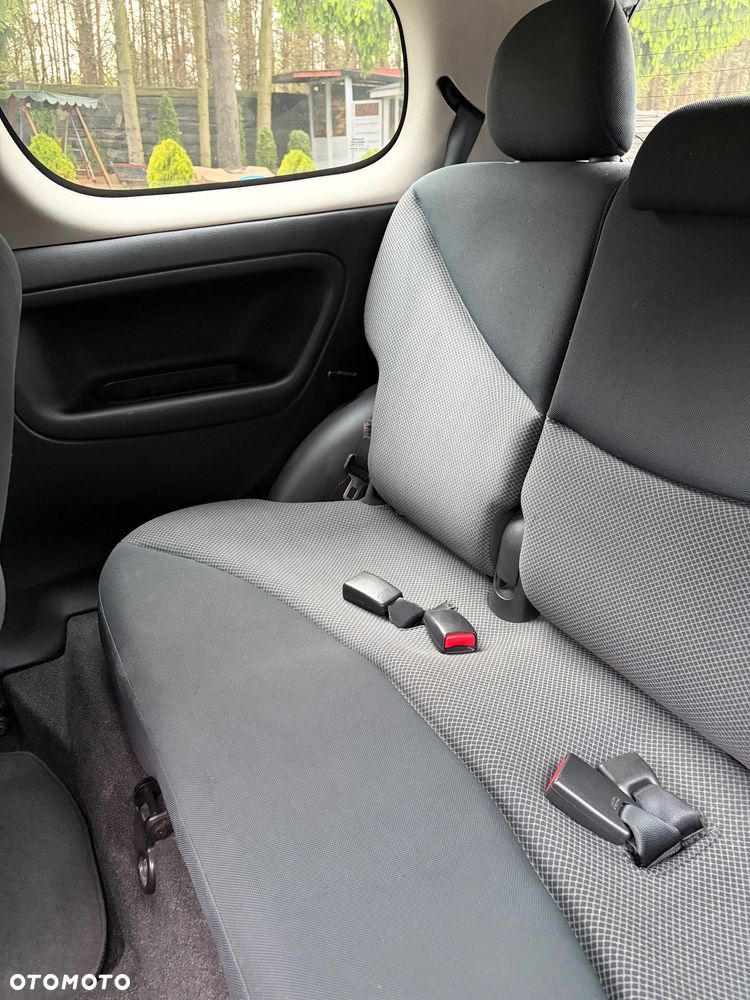 Toyota Yaris 1.0 Terra - 17