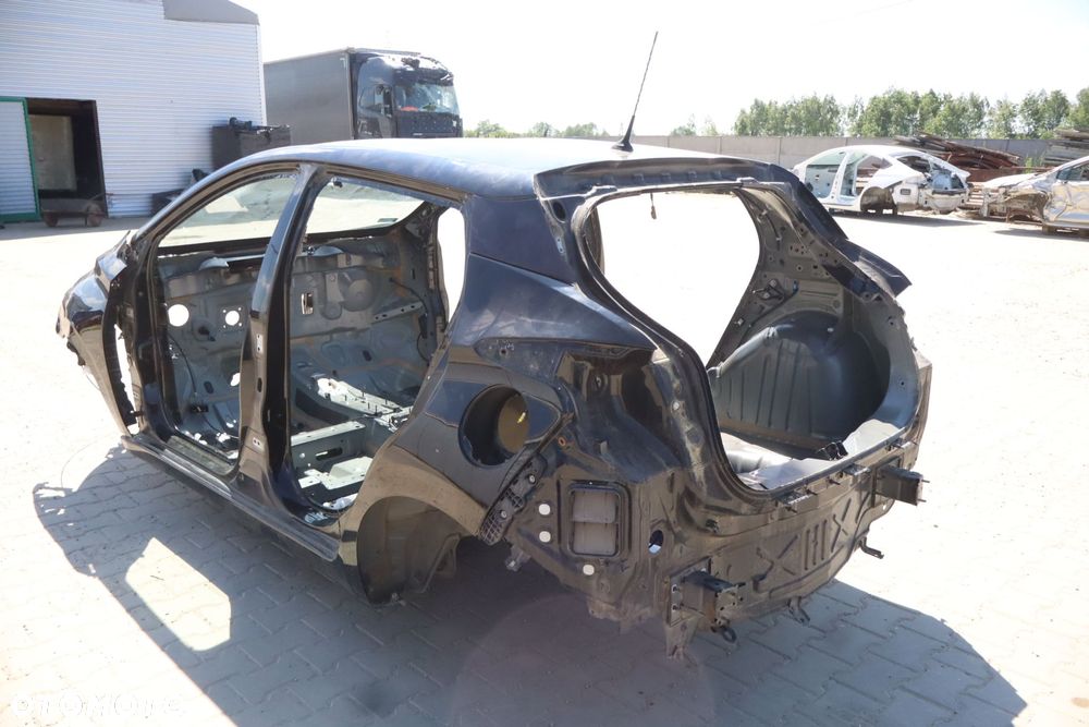 BŁOTNIK ĆWIARTKA LEWY TYŁ  NISSAN MICRA V K14 - 1