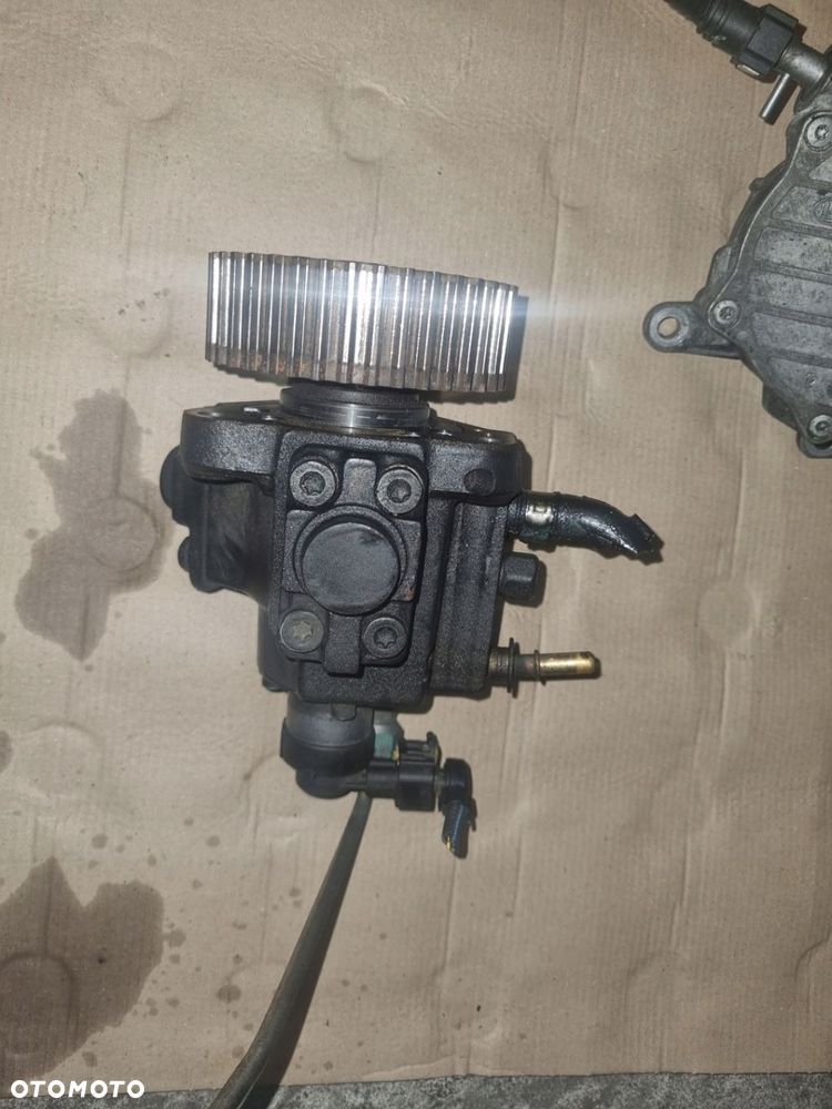 Pompa wtryskowa Fiat Bravo Doblo Punto 1.6 JTDM 55237688 - 1