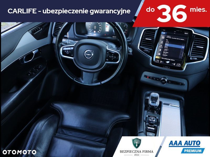 Volvo XC 90 - 8