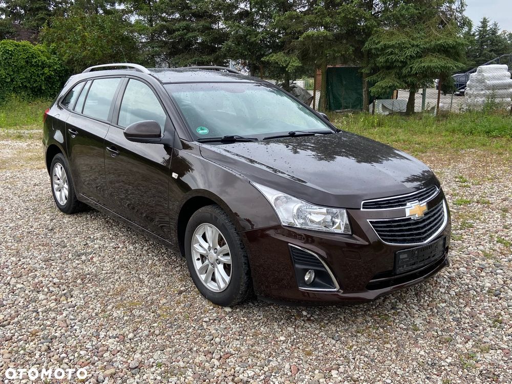 Chevrolet Cruze - 12