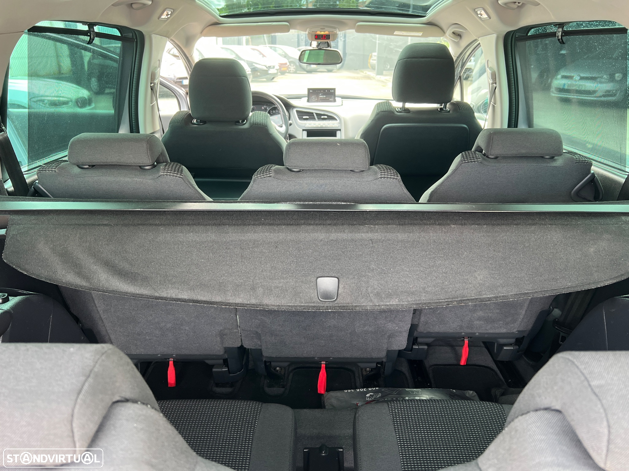 Peugeot 5008 1.6 BlueHDi Allure - 10