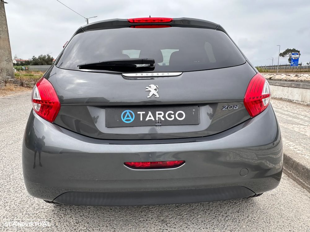 Peugeot 208 1.4 HDi SE Style - 12