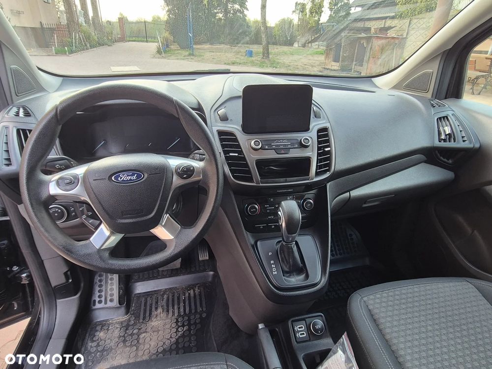 Ford Tourneo Connect Grand - 14