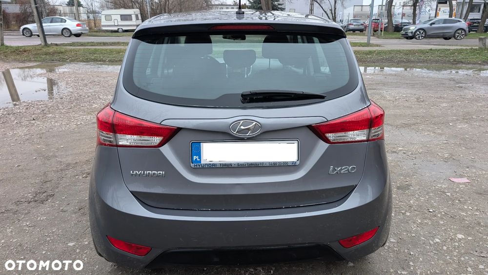Hyundai ix20 1.4 Classic - 11