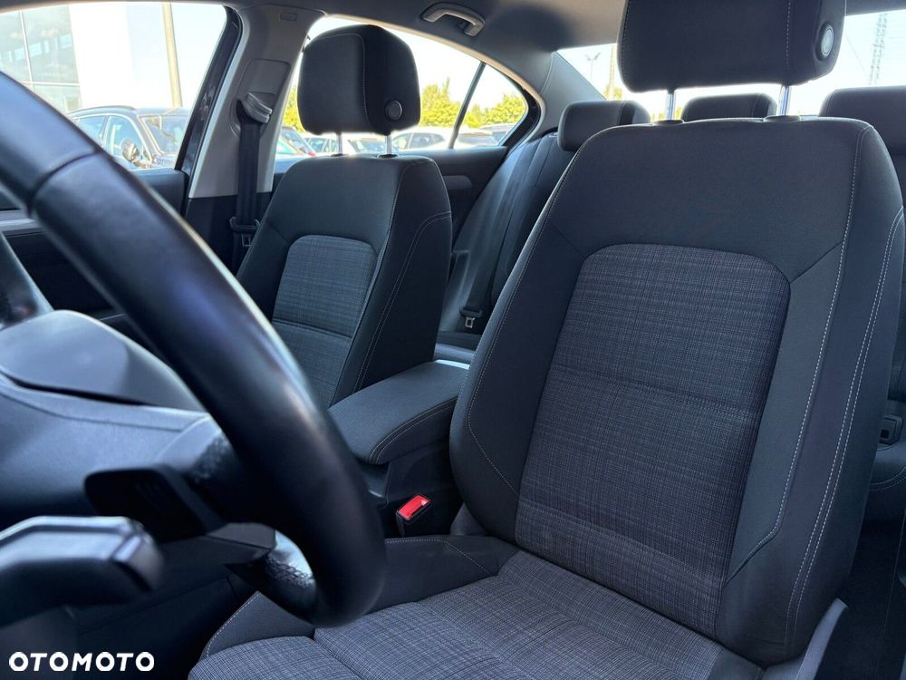 Volkswagen Passat 2.0 TDI EVO Business DSG - 12
