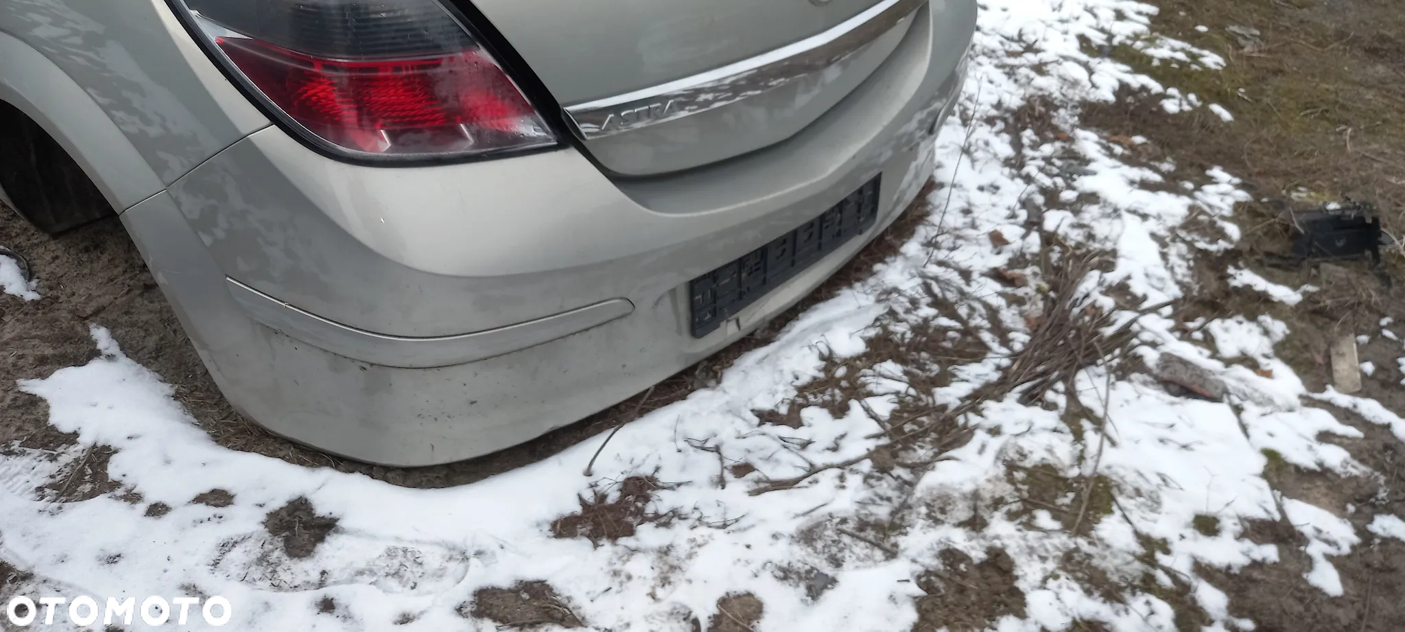 Zderzak tył tylny Opel Astra H GTC 3D Z167 - 2