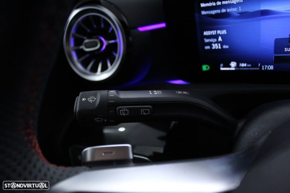 Mercedes-Benz A 250 e AMG Line - 24