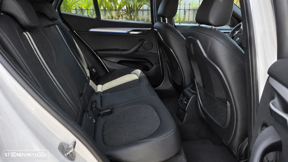 BMW X2 xDrive25e M Sport - 4