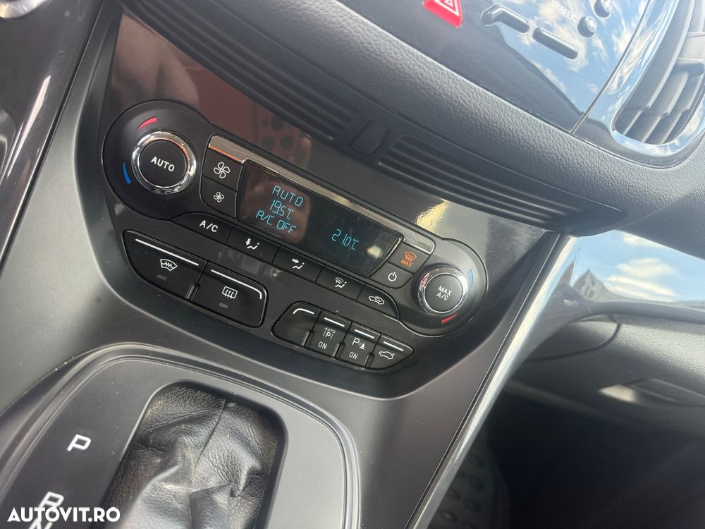 Ford Kuga 2.0 TDCi 4x4 Aut. Titanium - 14