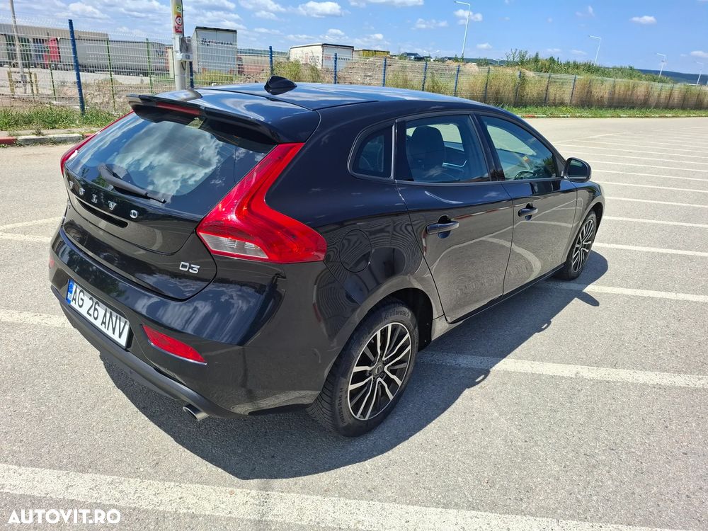 Volvo V40 D3 Aut. Momentum - 26
