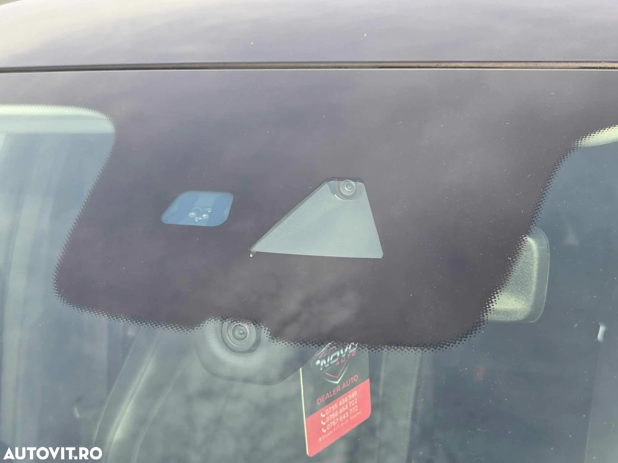 Mercedes-Benz E 220 d T 9G-TRONIC Avantgarde - 37