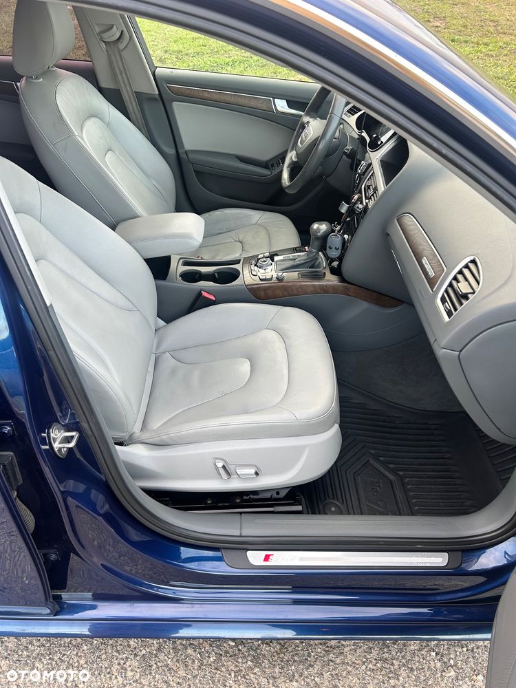 Audi A4 Limousine - 9