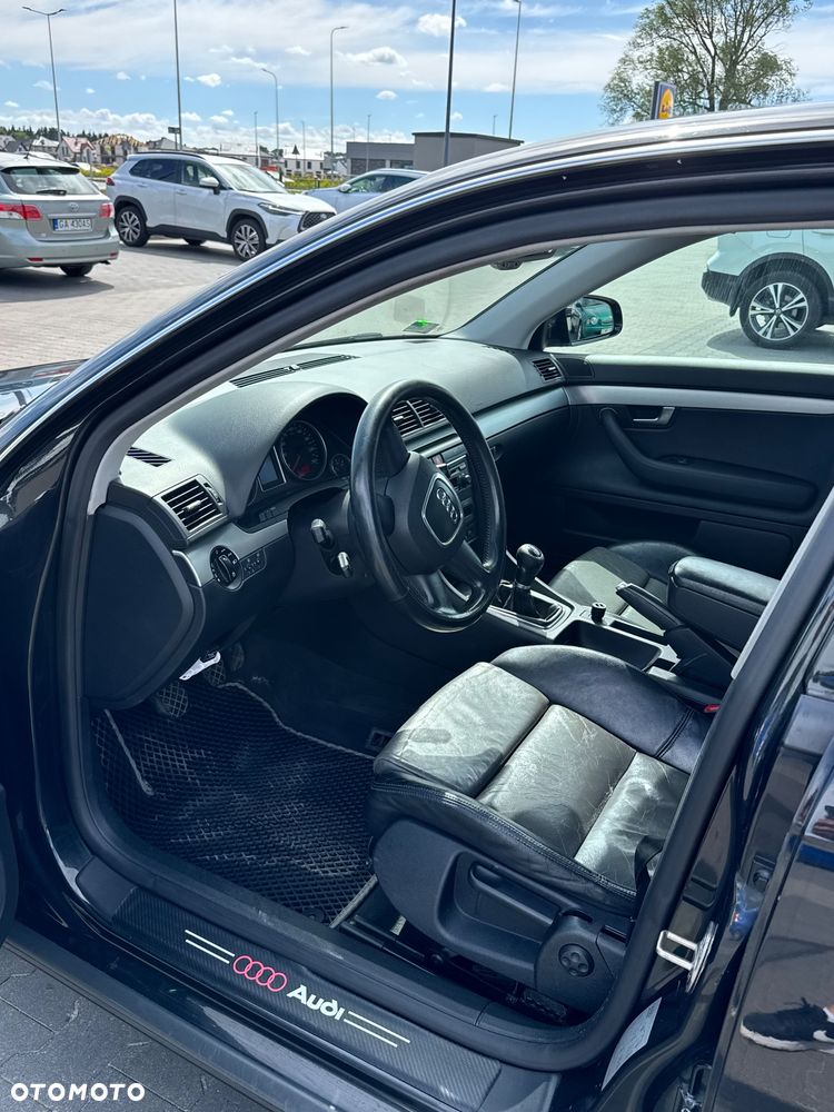 Audi A4 Limousine - 22