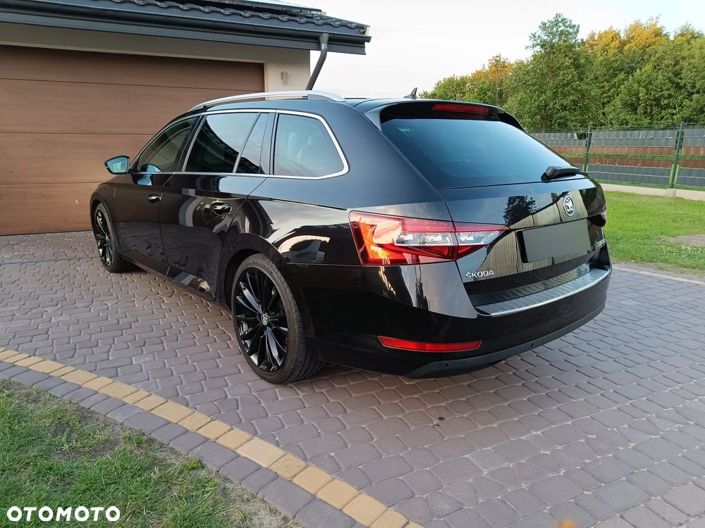 Skoda Superb Combi 2.0 TDI Style - 3