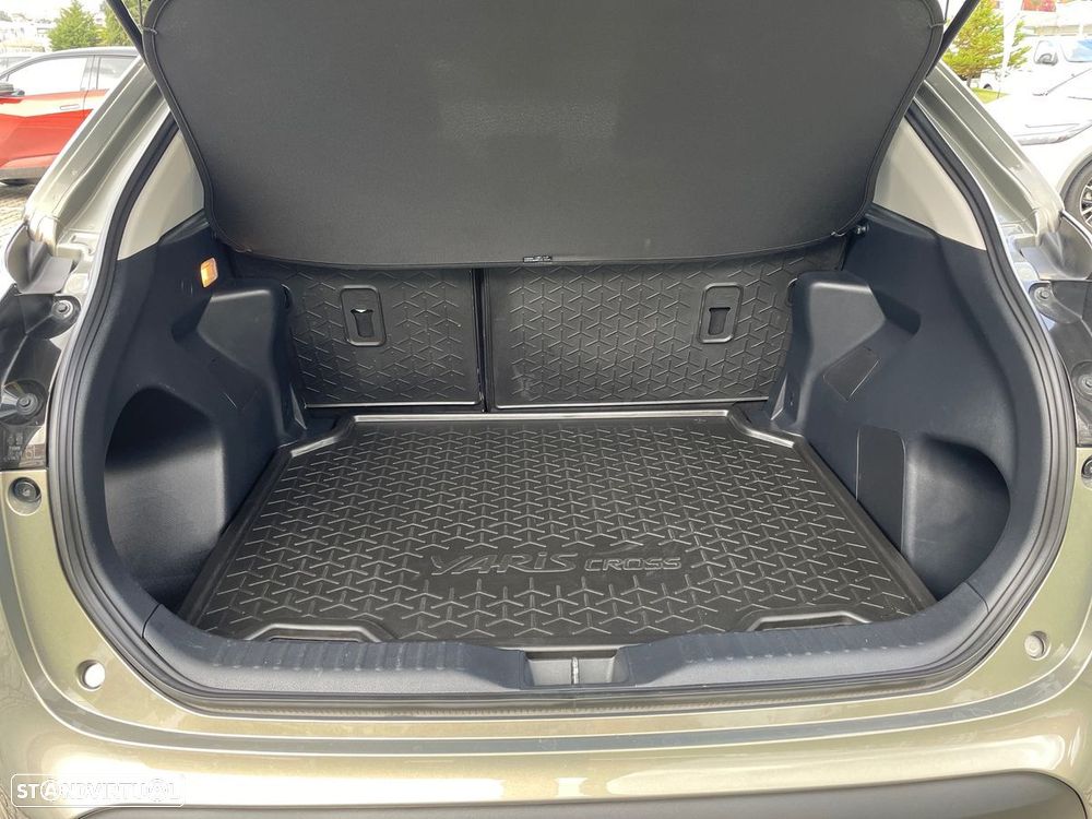 Toyota Yaris Cross 1.5 HDF Comfort Plus - 10