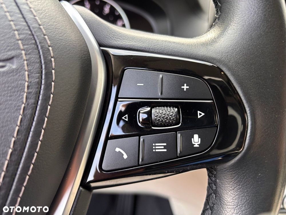 BMW Seria 5 520d xDrive Luxury Line - 17