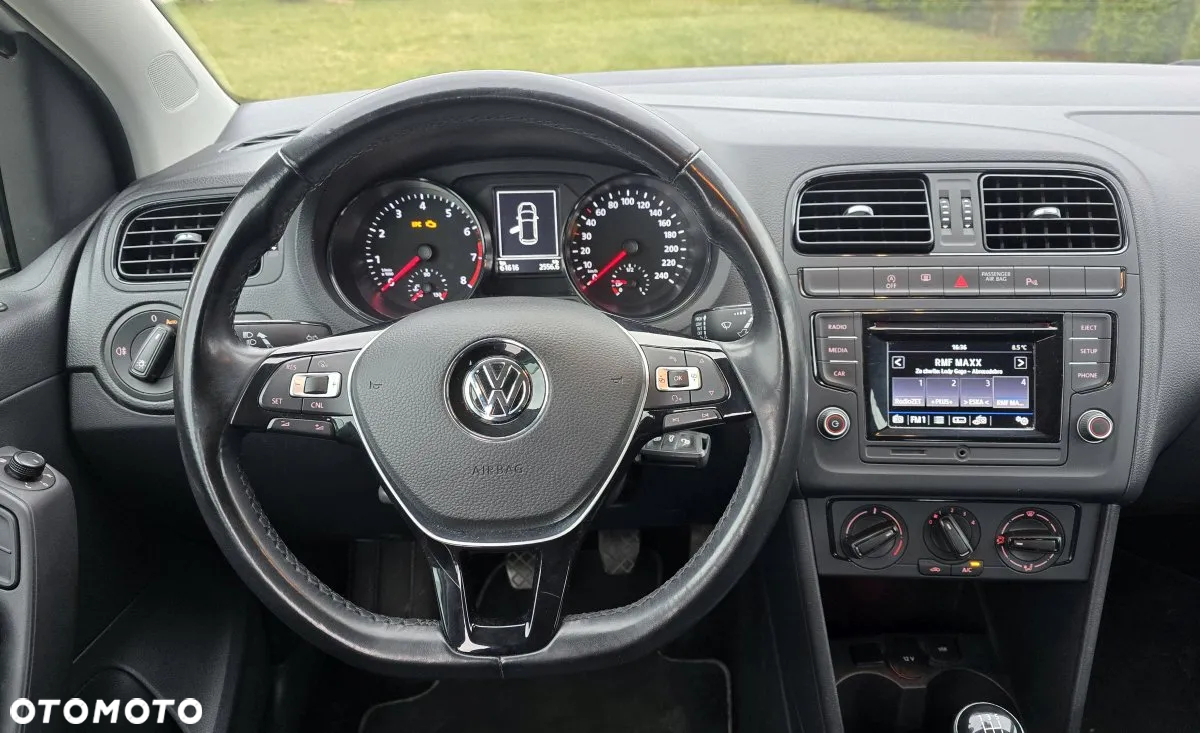 Volkswagen Polo 1.0 (Blue Motion Technology) Comfortline - 9
