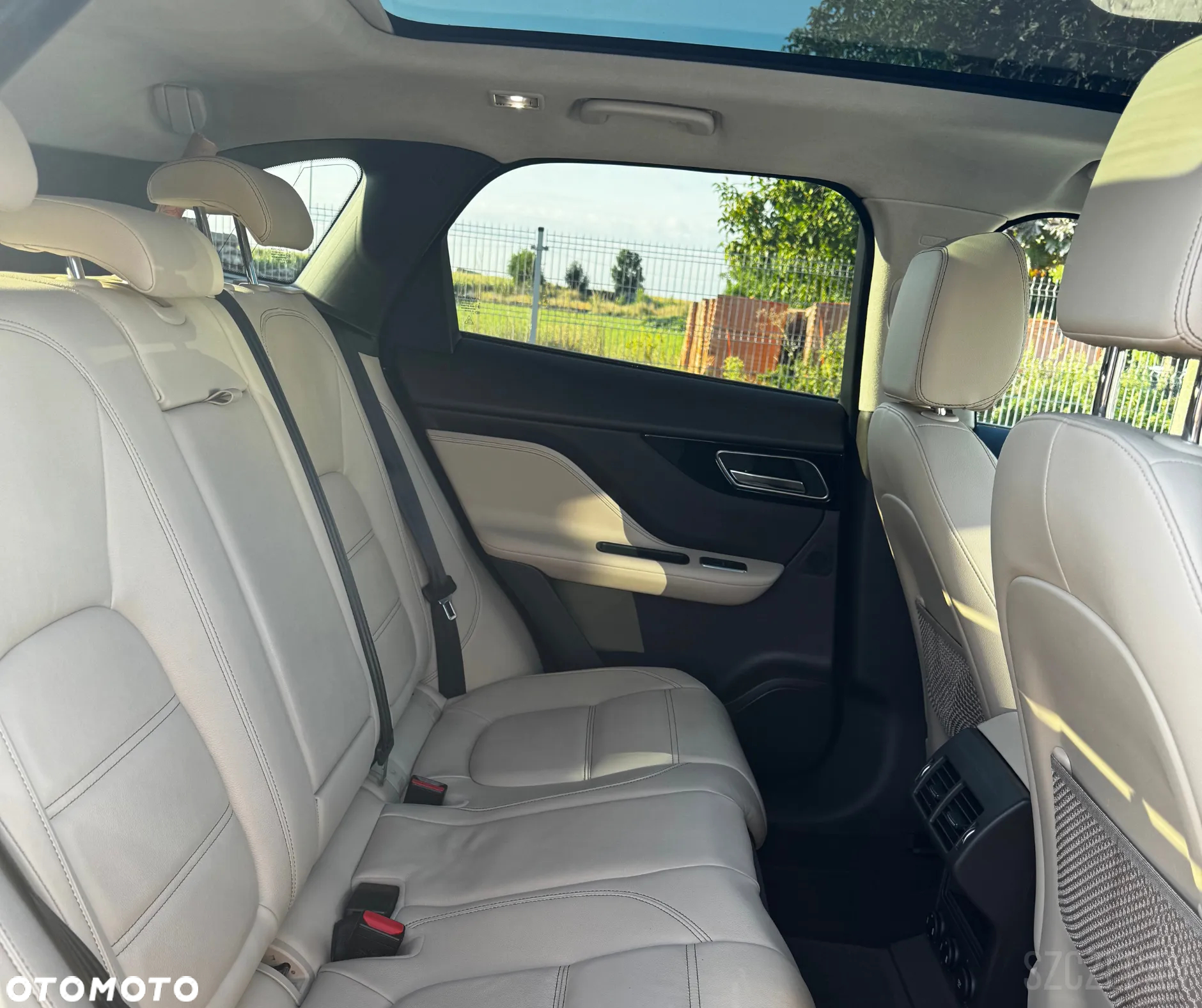 Jaguar F-Pace 2.0 i4D AWD Prestige - 7