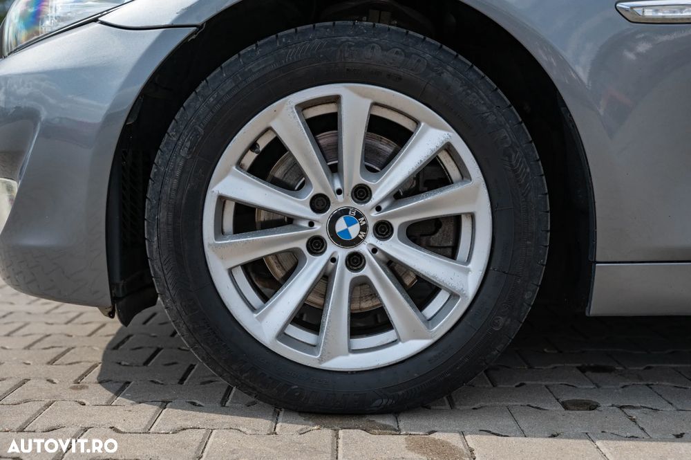 BMW Seria 5 520d - 11