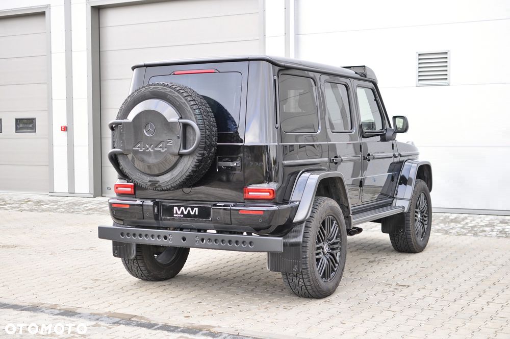 Mercedes-Benz Klasa G AMG 63 4x4 - 12