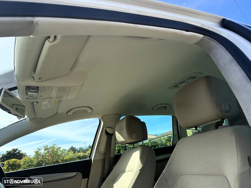VW Passat Variant - 23