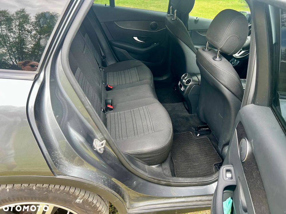 Mercedes-Benz GLC 220 d 4Matic 9G-TRONIC - 18