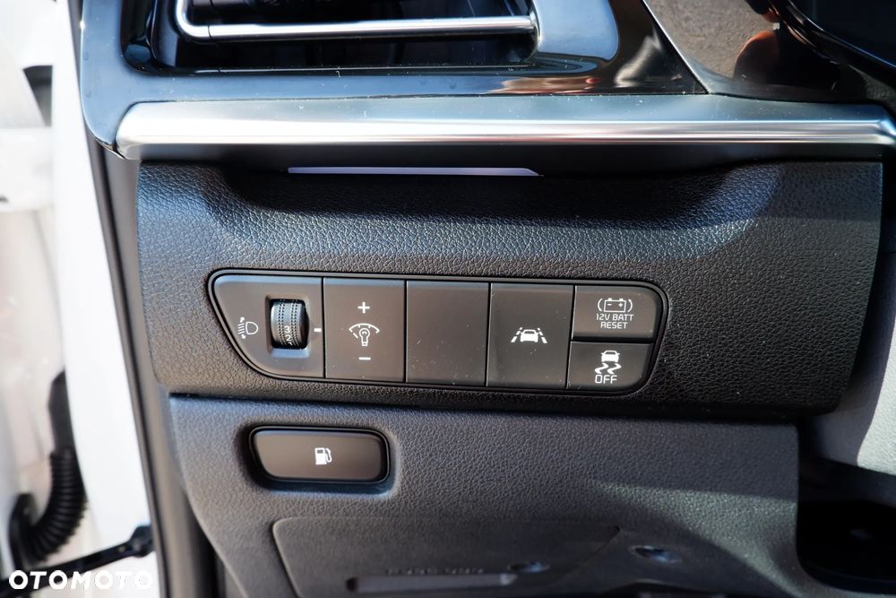 Kia Niro 1.6 GDI Hybrid L Business Line - 16