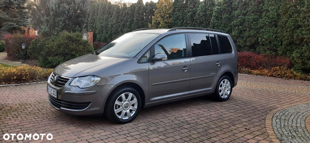 Volkswagen Touran - 6