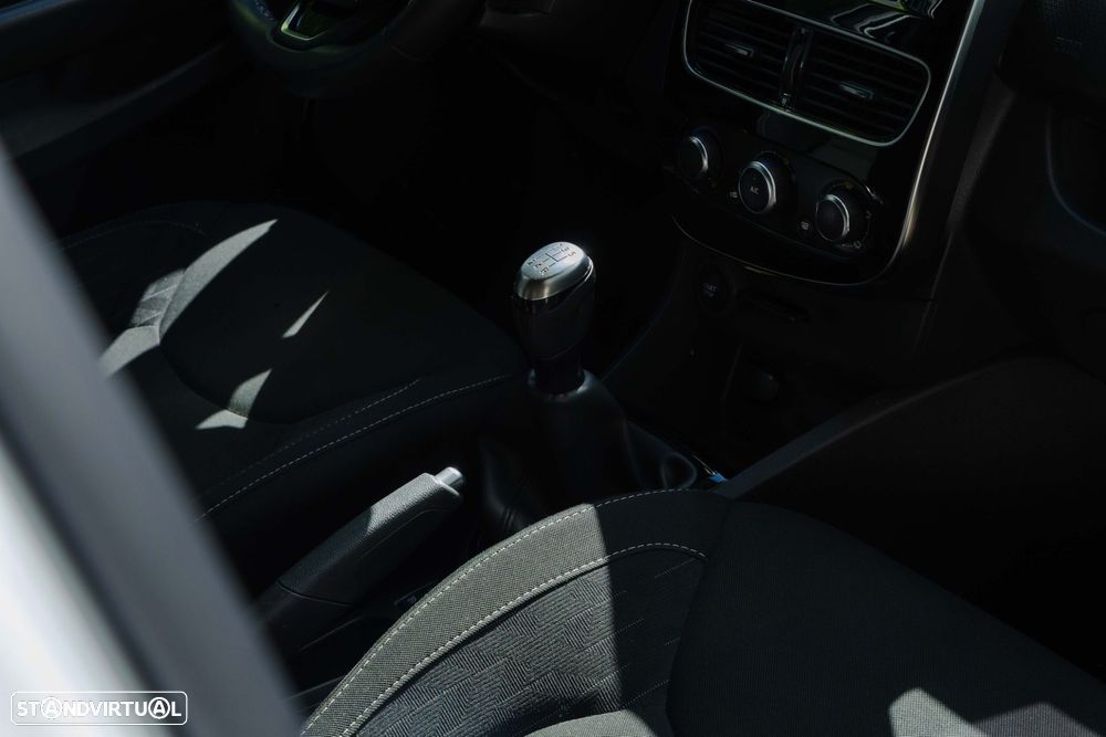 Renault Clio Sport Tourer 1.5 dCi Limited - 25