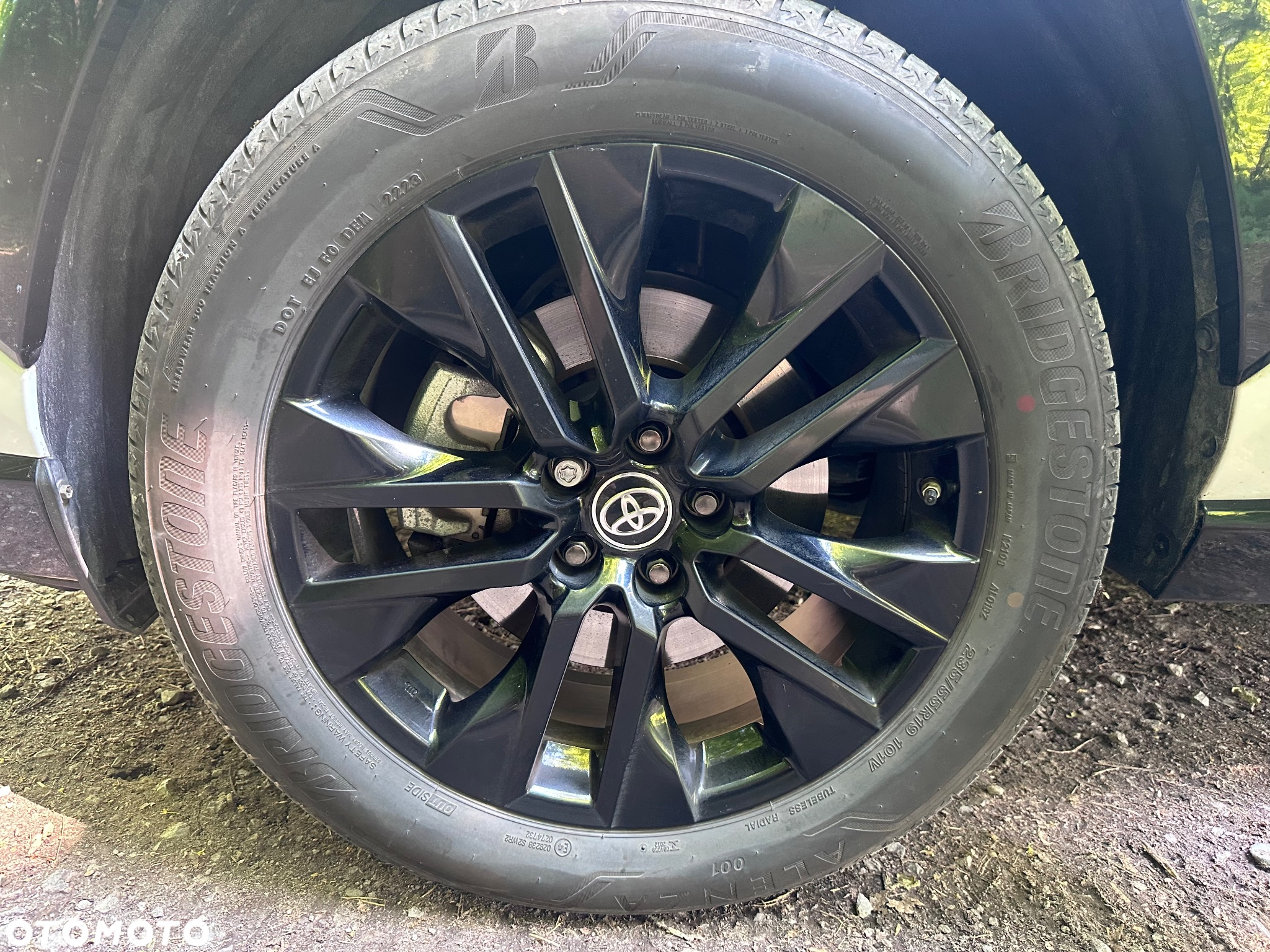 Toyota RAV4 - 10