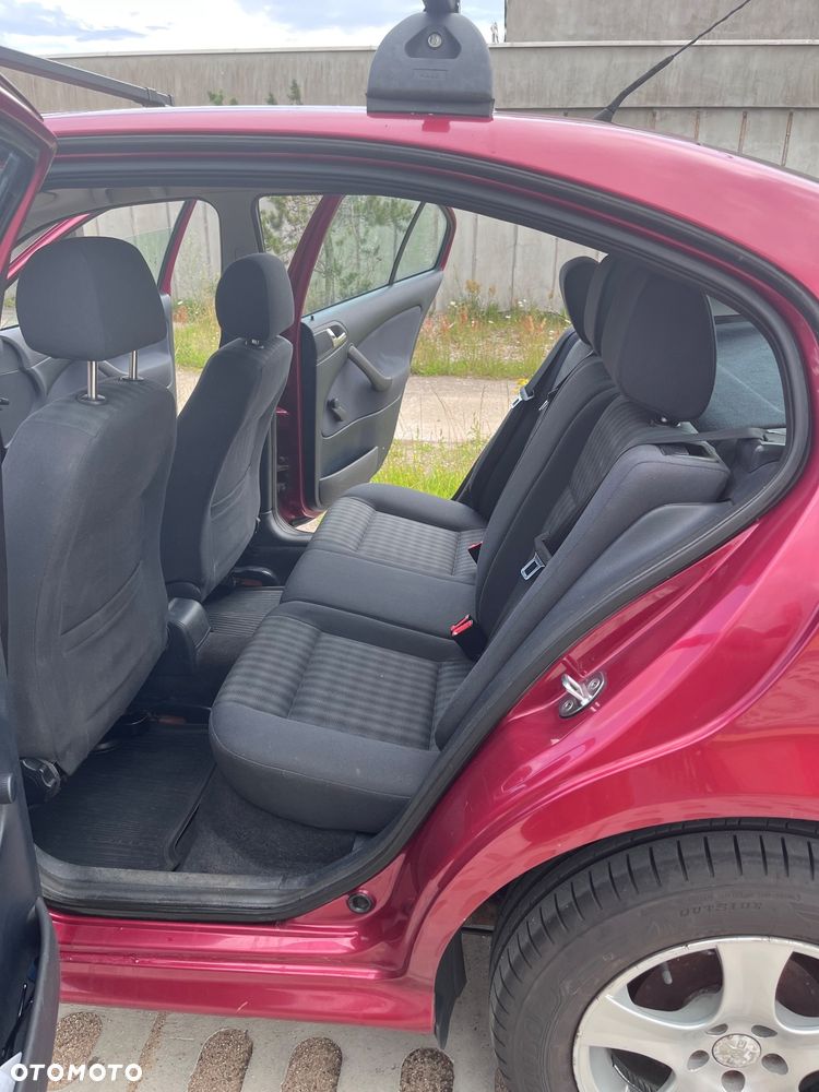 Skoda Octavia 1.6 Tour - 2