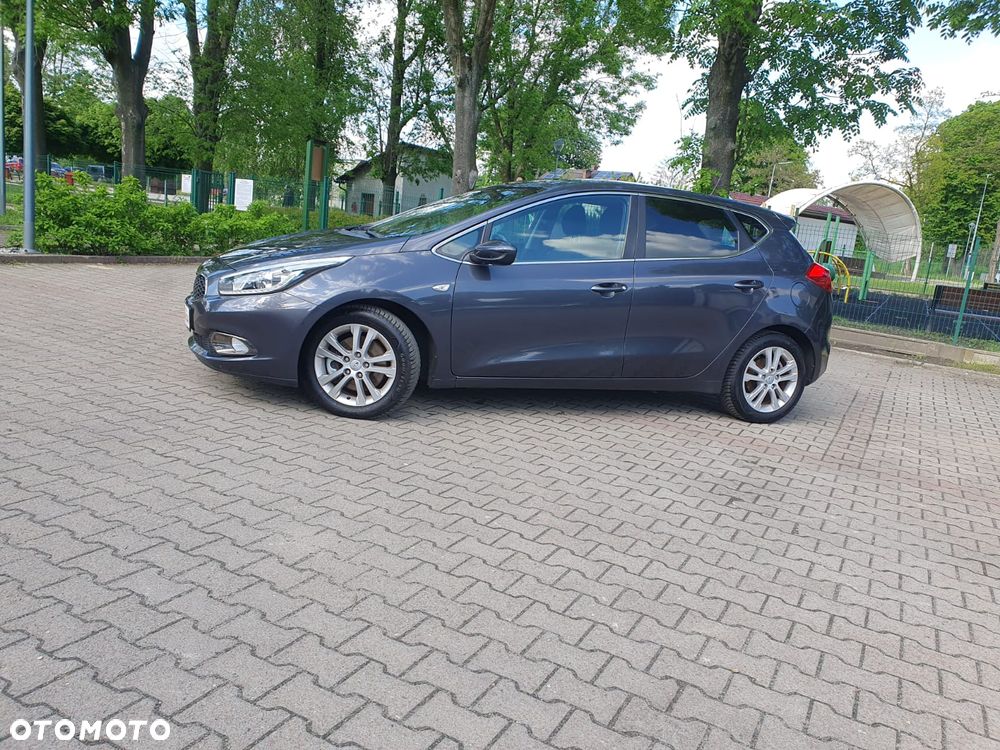 Kia Ceed 1.6 GDI XL - 30