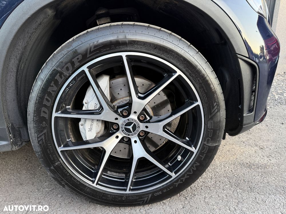 Mercedes-Benz GLC 300 de 4Matic 9G-TRONIC AMG Line Plus - 39