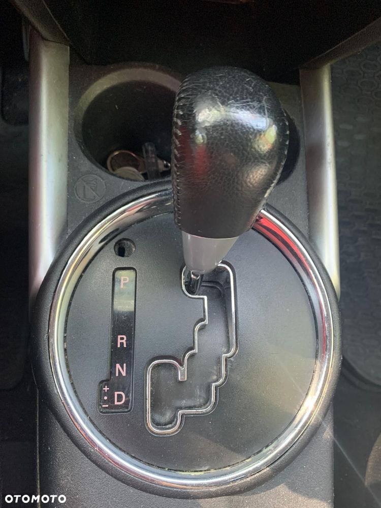 Mitsubishi Outlander 2.0 4WD Invite - 6