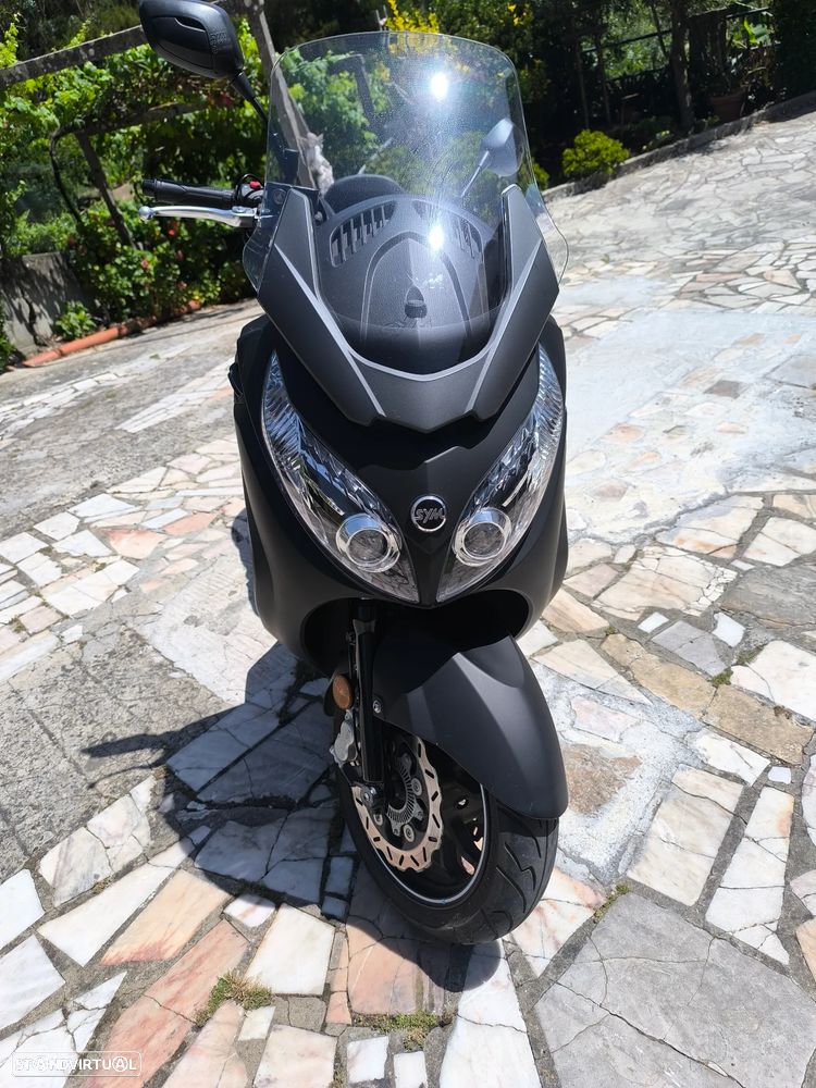 Sym MAXSYM - 6