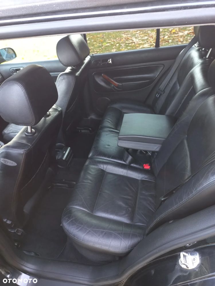 Volkswagen Golf - 11