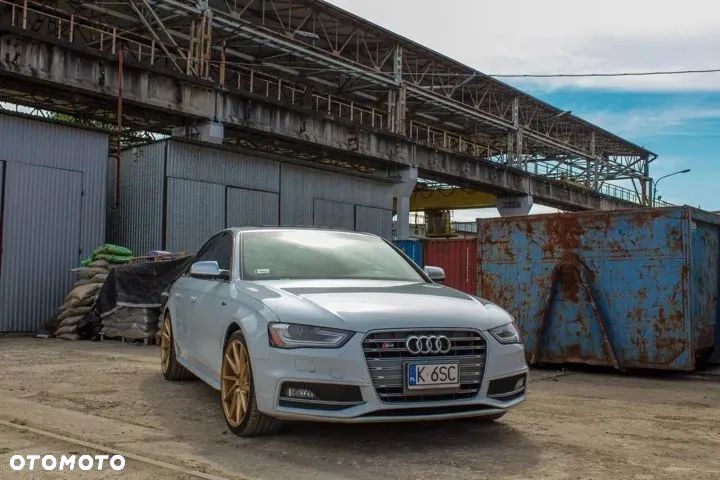 Audi S4 Limousine - 1