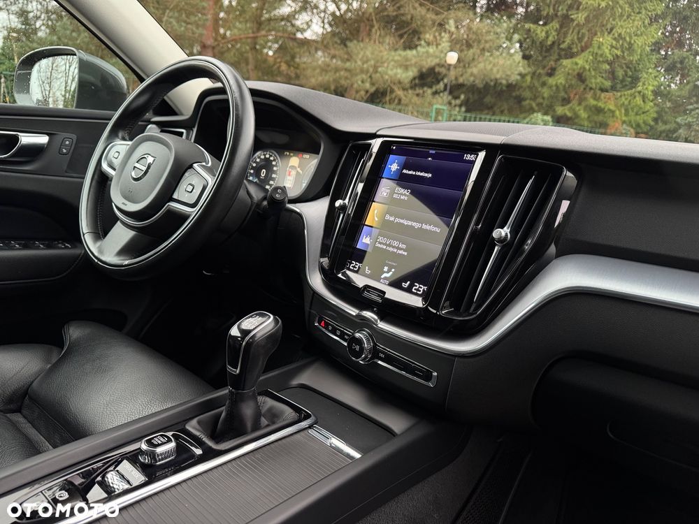 Volvo XC 60 D3 Momentum Pro - 7