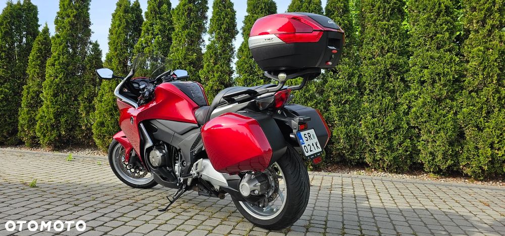 Honda VFR - 5